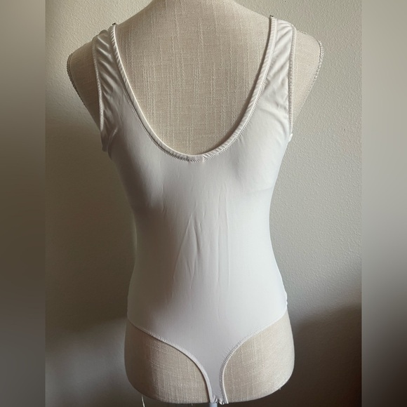 NWOT Victoria Secret Embellished White Bodysuit, Size Large - Picture 11 of 13
